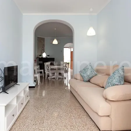 Sommerhaus Mit Pool In Der Altstadt Can Picafort (Mallorca)